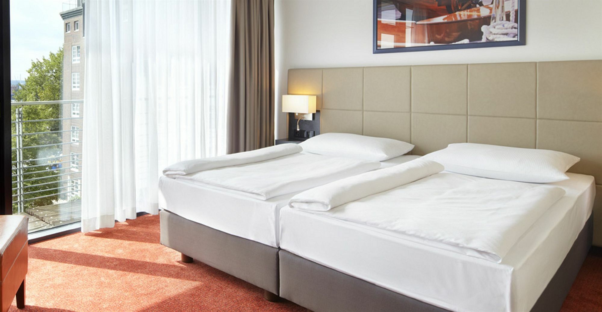 Hotel Hafen Hamburg Bagian luar foto